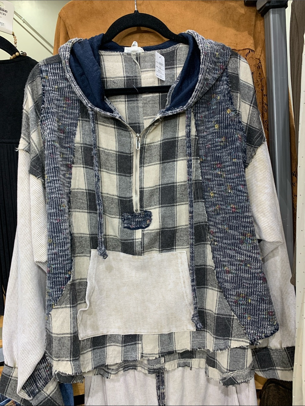 POL Women's Black & Cream Plaid Mixed-Knit Hooded Pullover